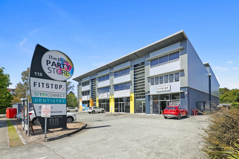 Factory, Warehouse & Industrial commercial property for lease at 1/118 Brisbane Road Labrador QLD 4215