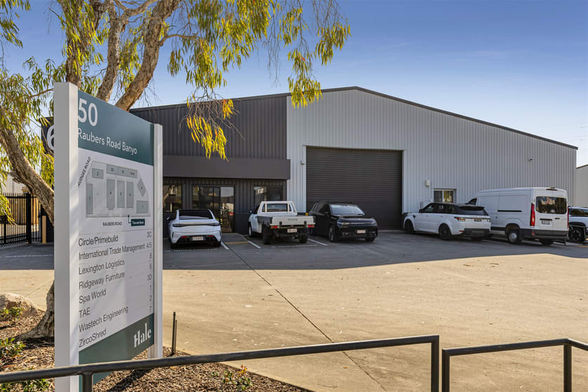 Factory, Warehouse & Industrial commercial property for lease at 3/50 Raubers Road Banyo QLD 4014