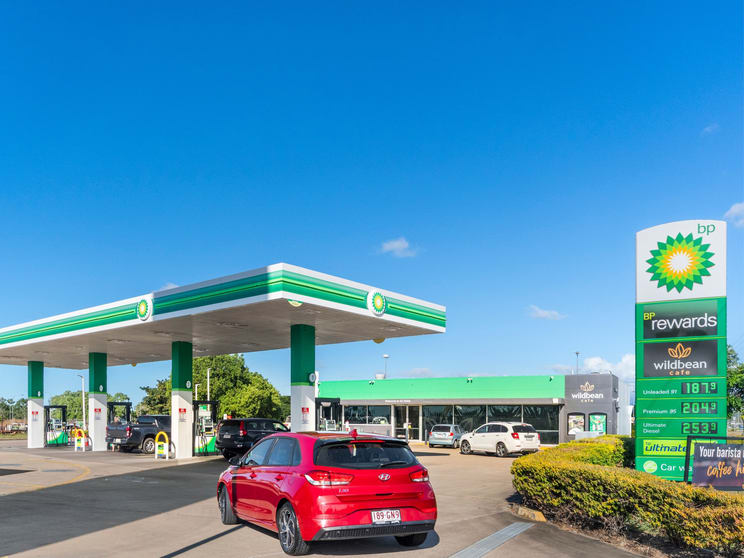 Shop & Retail commercial property for sale at 44-48 Stuart Drive Idalia QLD 4811