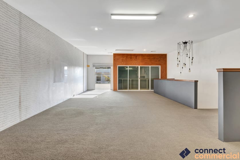 Factory, Warehouse & Industrial commercial property for sale at 11/68-70 Township Drive Burleigh Heads QLD 4220