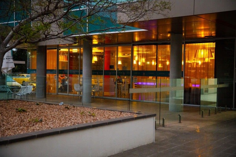 Café/Restaurant Business for Sale in MODERN BUSINESS PARK Café/Restaurant Business for Sale in MODERN BUSINESS PARK