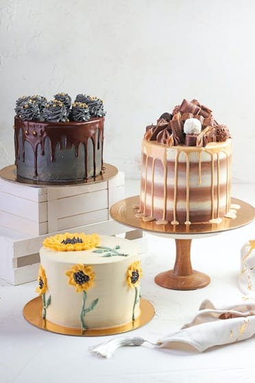 **SOLD** Very Busy Cake Shop in Eastern Suburb *Tkg $20,000+ pw *Easy to Run [2208182]