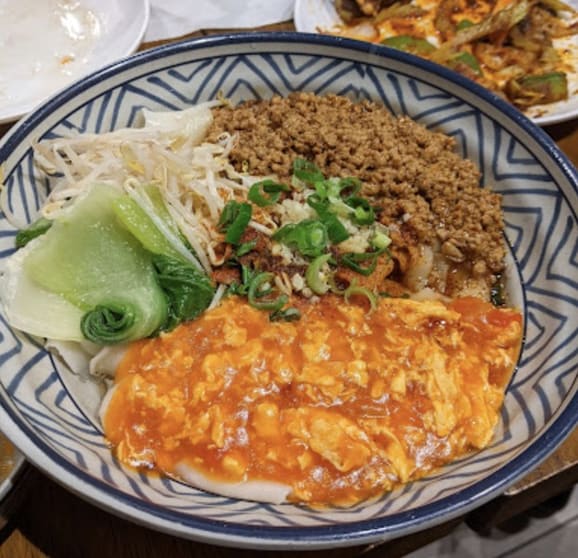Prime Located Restaurant in Mascot