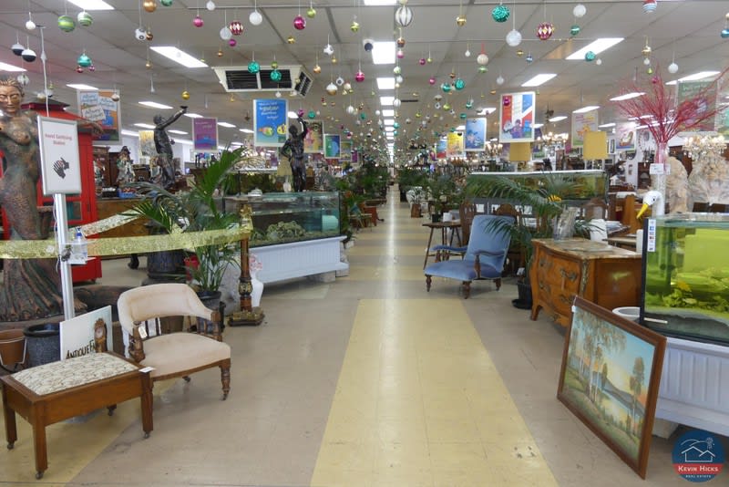 BUSINESS FOR SALE - Albury Antiques