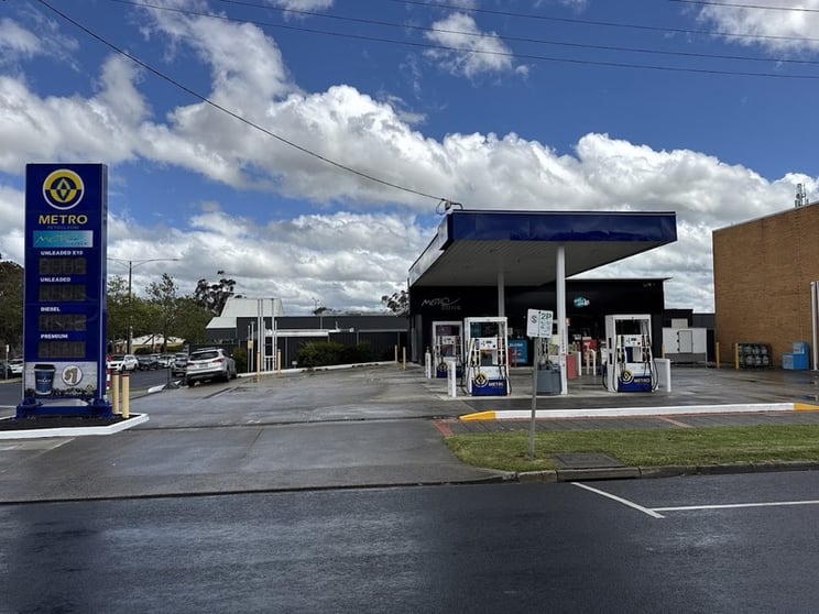 Metro Petrol Station and Convenience Store 
Massive Potential.