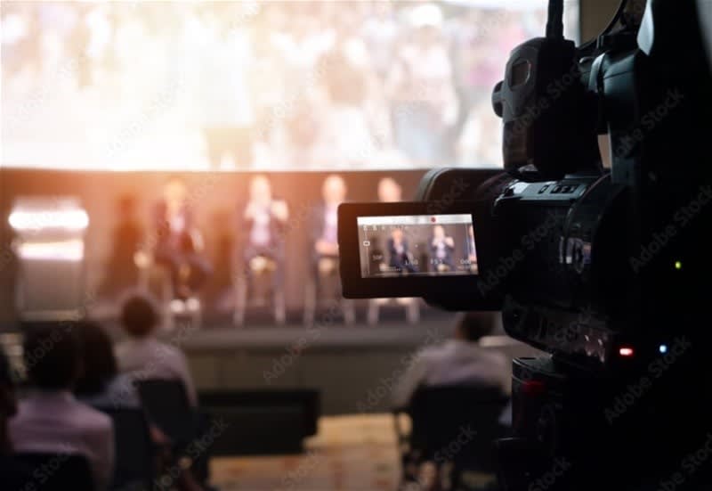 Profitable Live Streaming Business with Equipment Profitable Live Streaming Business with Equipment