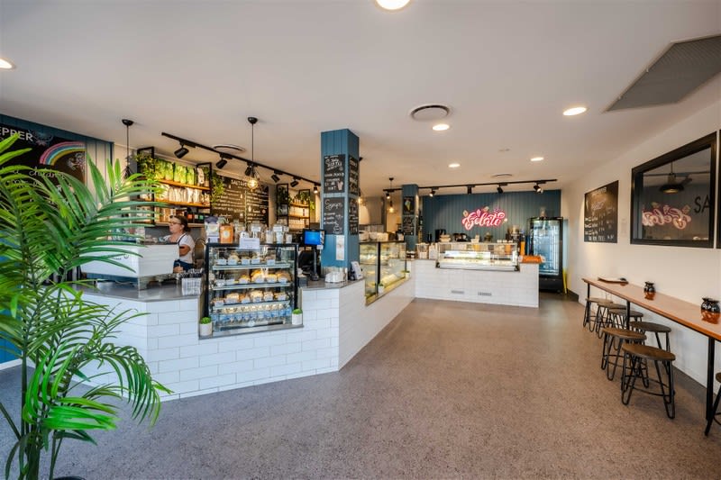 The Ultimate Dream Sea Change      Three High-Performing Businesses in Coastal