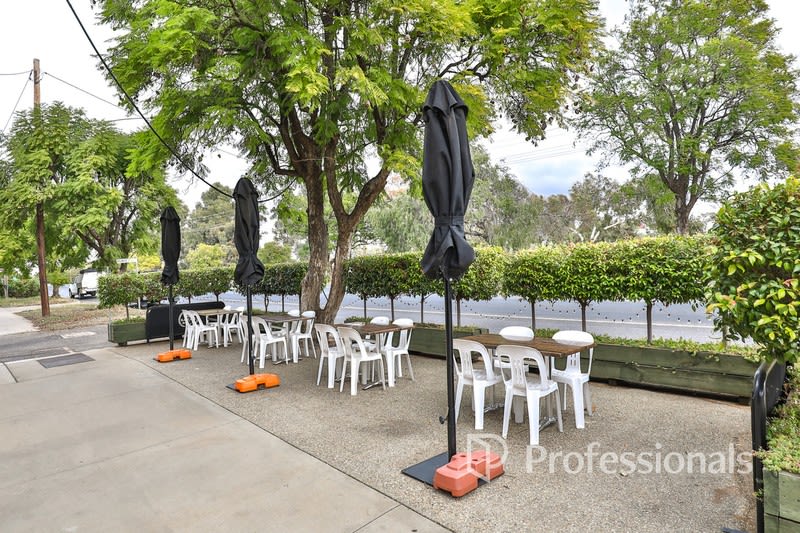 Thriving Business - Red Cliffs Cafe