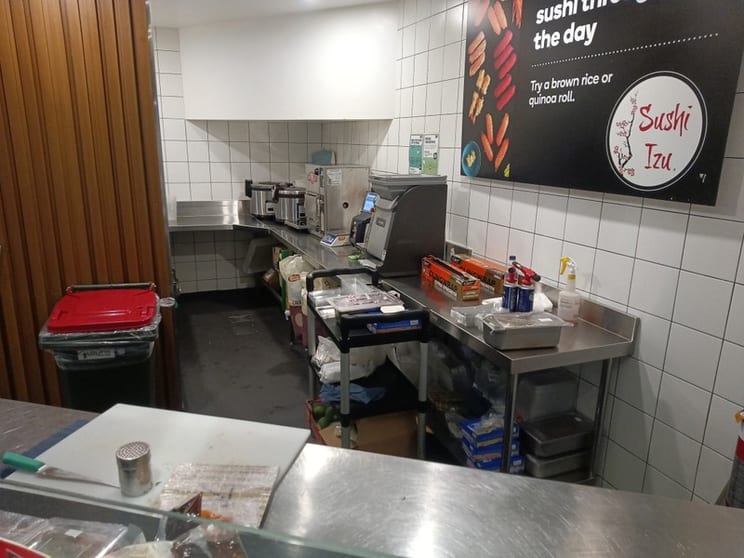 Sushi Takeaway l Franchise l Easy Operation Sushi Takeaway l Franchise l Easy Operation