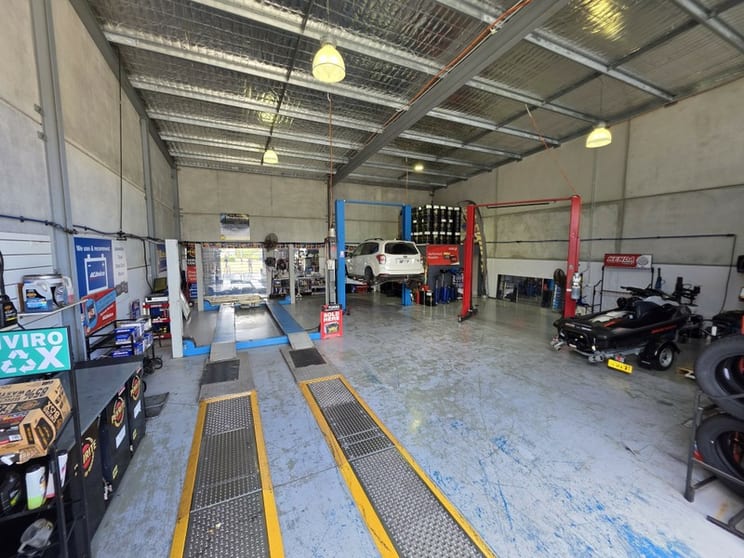 Established Multi Service Mechanical Workshop  Taylors Beach, NSW