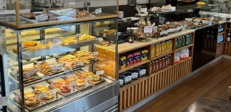 Inner-North Established Italian Bakery/Café Prime Corner Location | Live-In Opportunity Inner-North Established Italian Bakery/Café Prime Corner Location | Live-In Opportunity