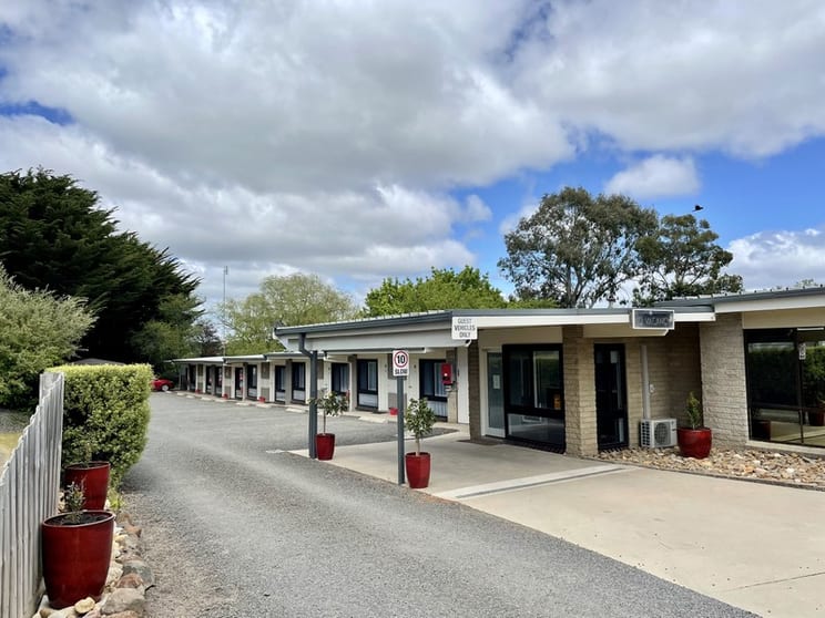 An Absolute Ripper Leasehold Motel - 2682ml An Absolute Ripper Leasehold Motel - 2682ml