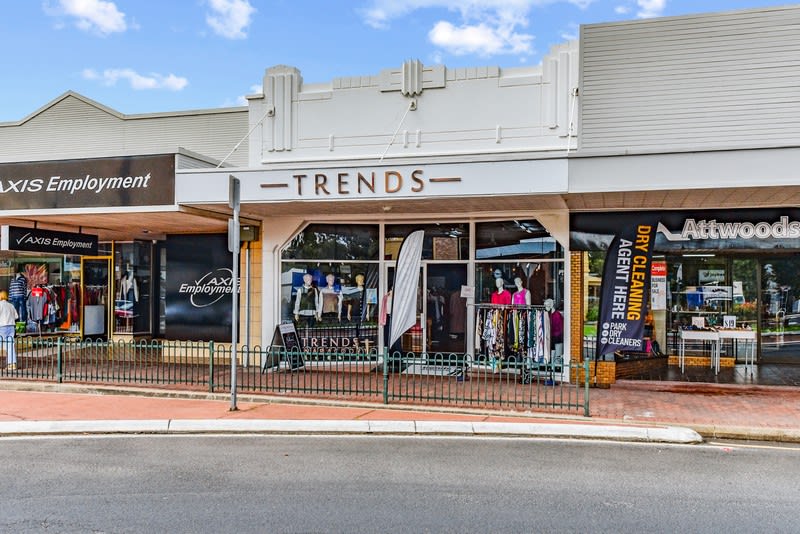 Business For Sale / Option to Freehold