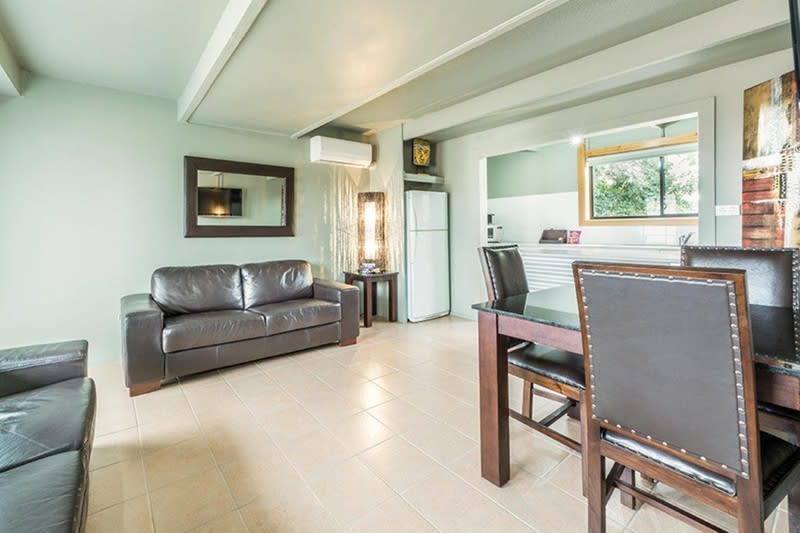 By Motel Room, One Of The Top Regional Earners - 2468ml By Motel Room, One Of The Top Regional Earners - 2468ml