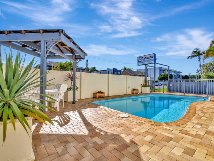Beachside Accommodation Complex | Six Apartments | Development Potential (STCA) - 2904MF