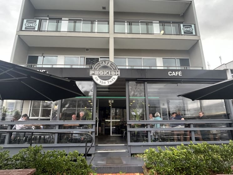 Busy Established Cafe For Sale Busy Established Cafe For Sale