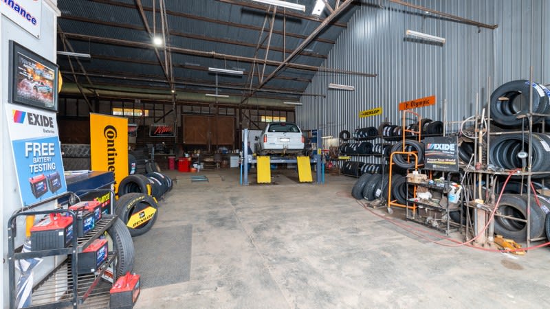 Established Turn-Key Operation in Bridgetown Established Turn-Key Operation in Bridgetown