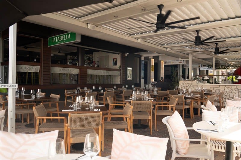 Iconic beachfront restaurant, iconic location - Airlie Beach Iconic beachfront restaurant, iconic location - Airlie Beach