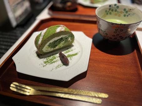 A Matcha Cake