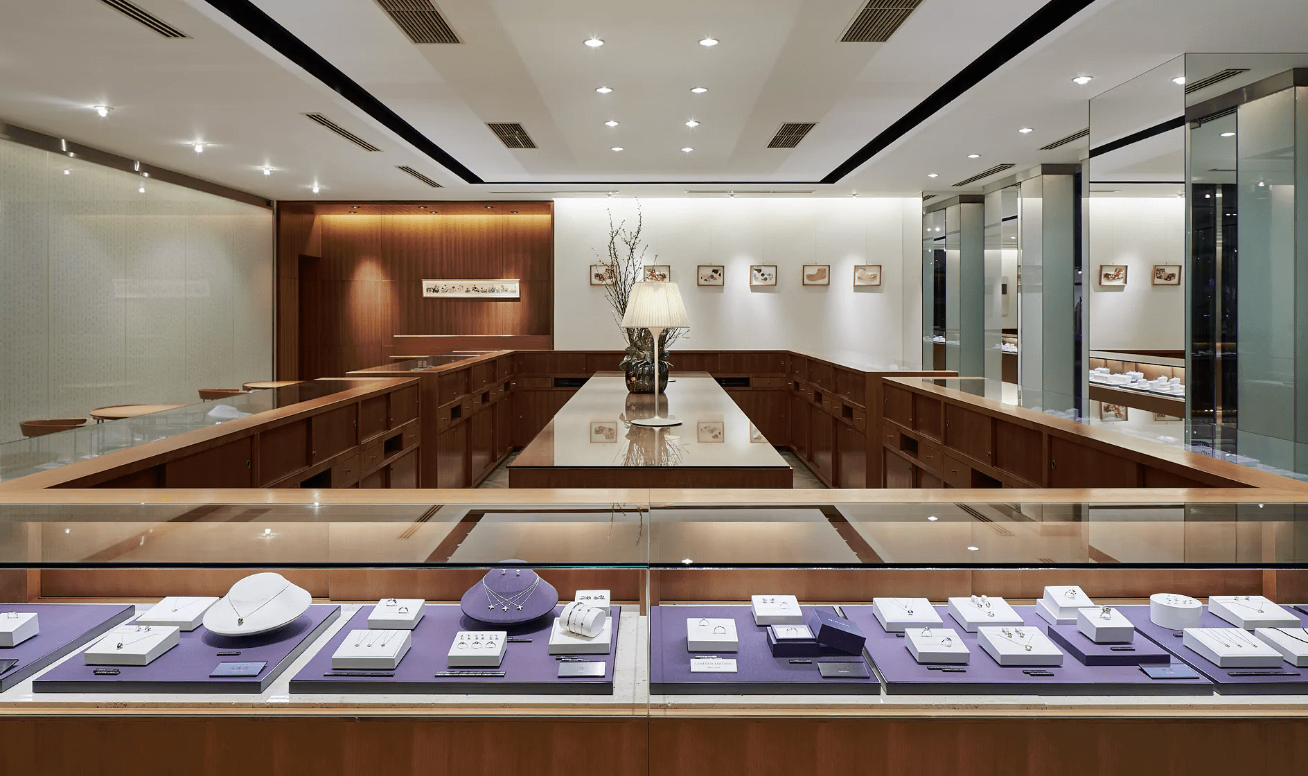 NIWAKA (Minami Aoyama Store)