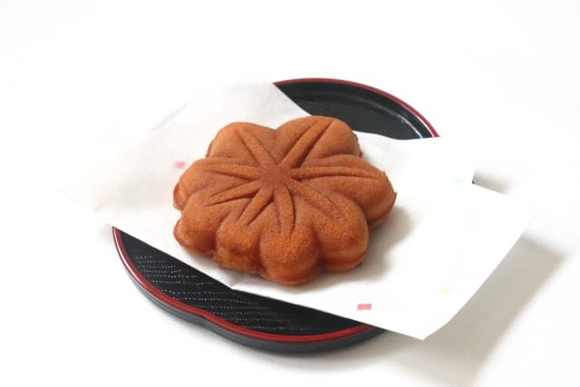 Momiji Manju