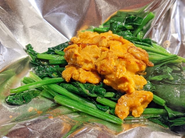 Sea Urchin and Spinach