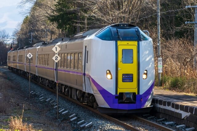 Limited Express Train: Recommended for Those Who Want to Travel Comfortably