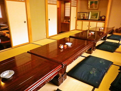 Sushi Restaurant Atmosphere