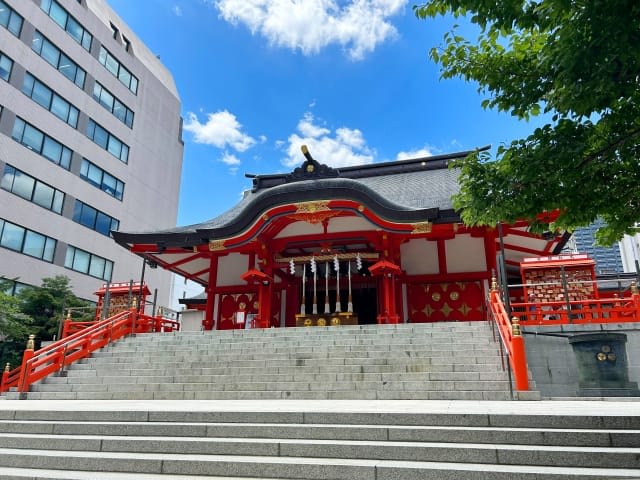 Hanazono Shrine Tori no Ichi (Rooster Market)