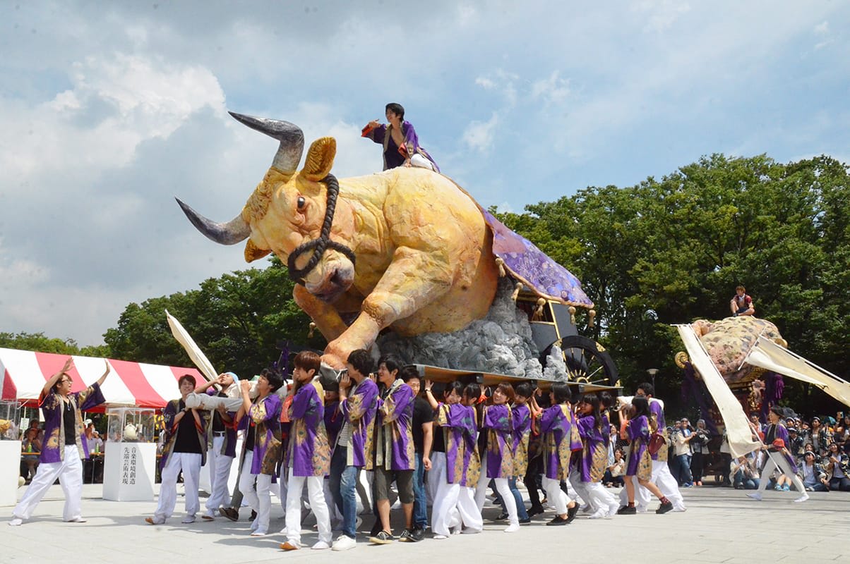 mikoshi01japanpainting.jpg