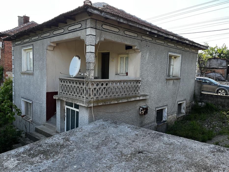 Къща в село Чешнегирово село Чешнегирово