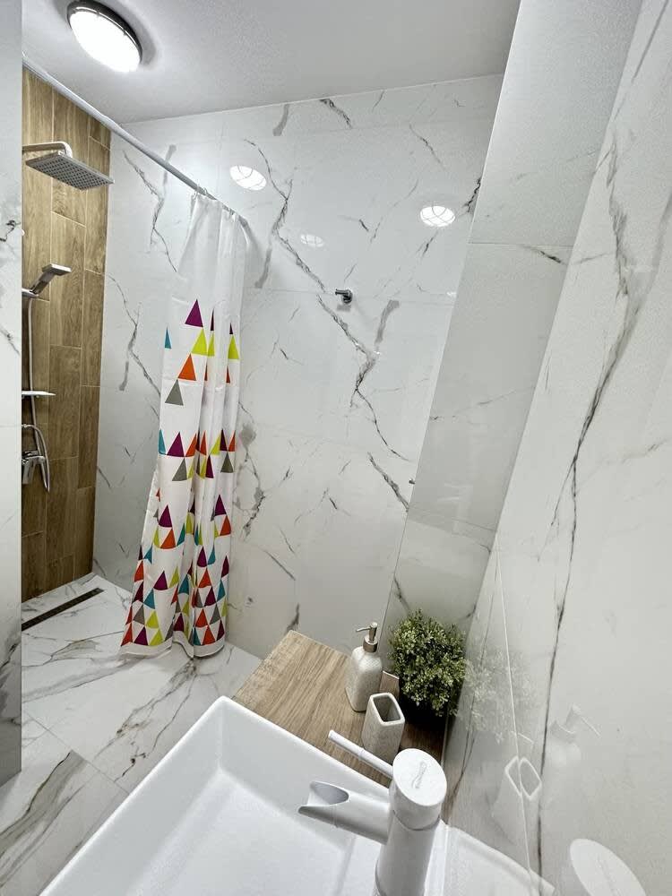 ТРИСТАЕН СТИЛНО ОБЗАВЕДЕН АПАРТАМЕНТ - КВ. ХРИСТО СМИРНЕНСКИ Пловдив