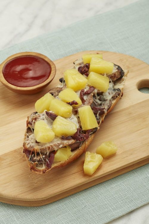 Hawaiian Zapiekanka (Hawaiian-Style Open Faced Sandwich)