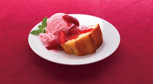Angel Food Cake with Strawberry Glaze