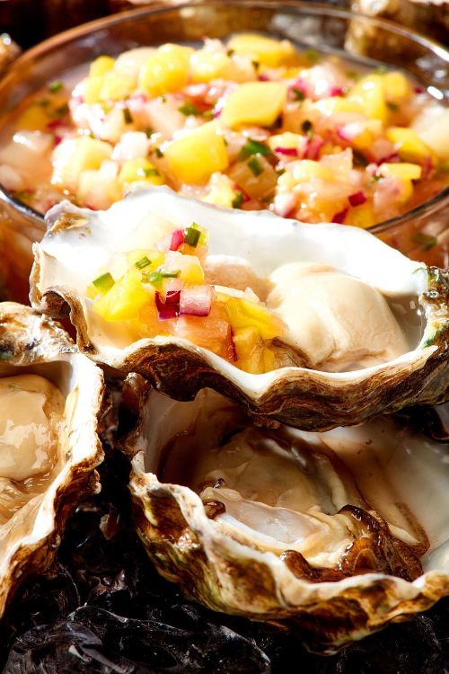 Oysters with Tropical Fruit Mignonette