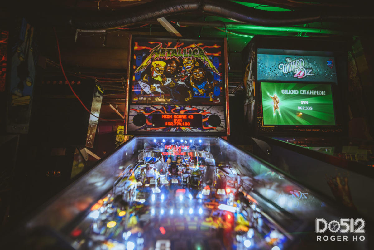 Rock 'N Roll Pinball - Arcade, Beer, Pinball