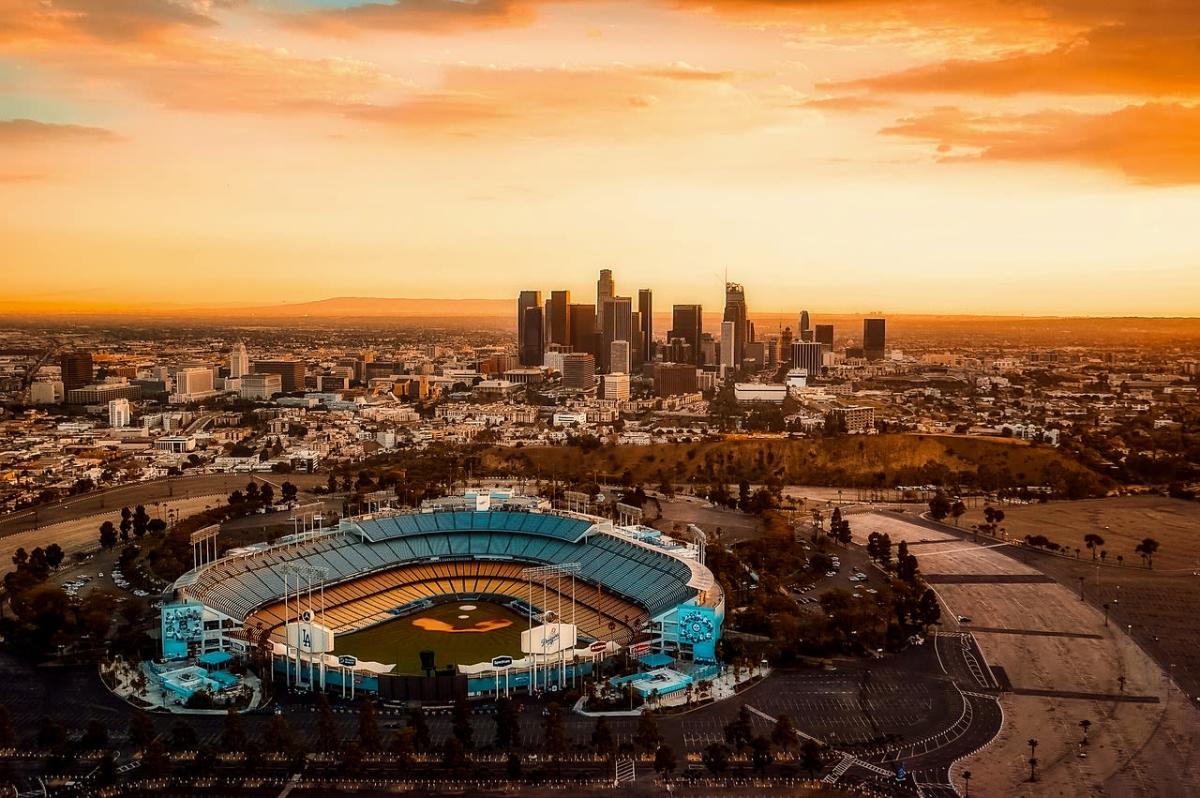 How to get to Dodger Stadium in Elysian Park, La by Bus, Subway or