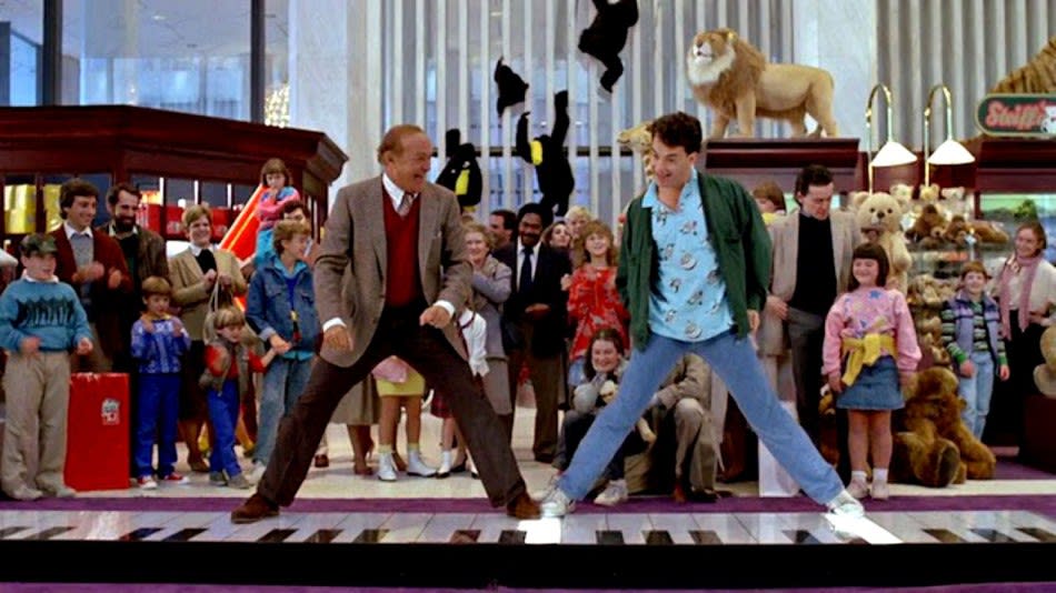 FAO Schwarz Is Set to Return, And It Needs People to Dance on the