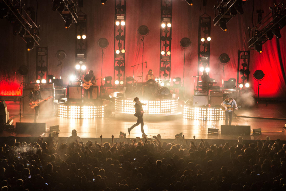 recap-cage-the-elephant-bill-graham