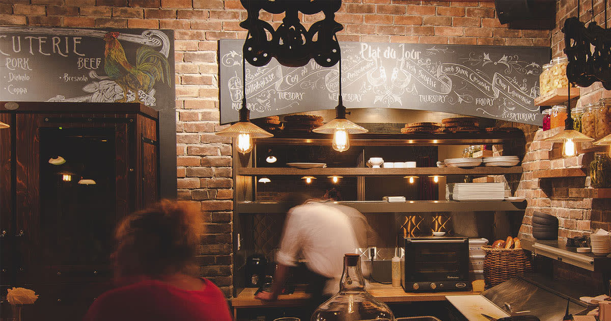 Coziest Bars In Victoria A Winter Cocktail Guide