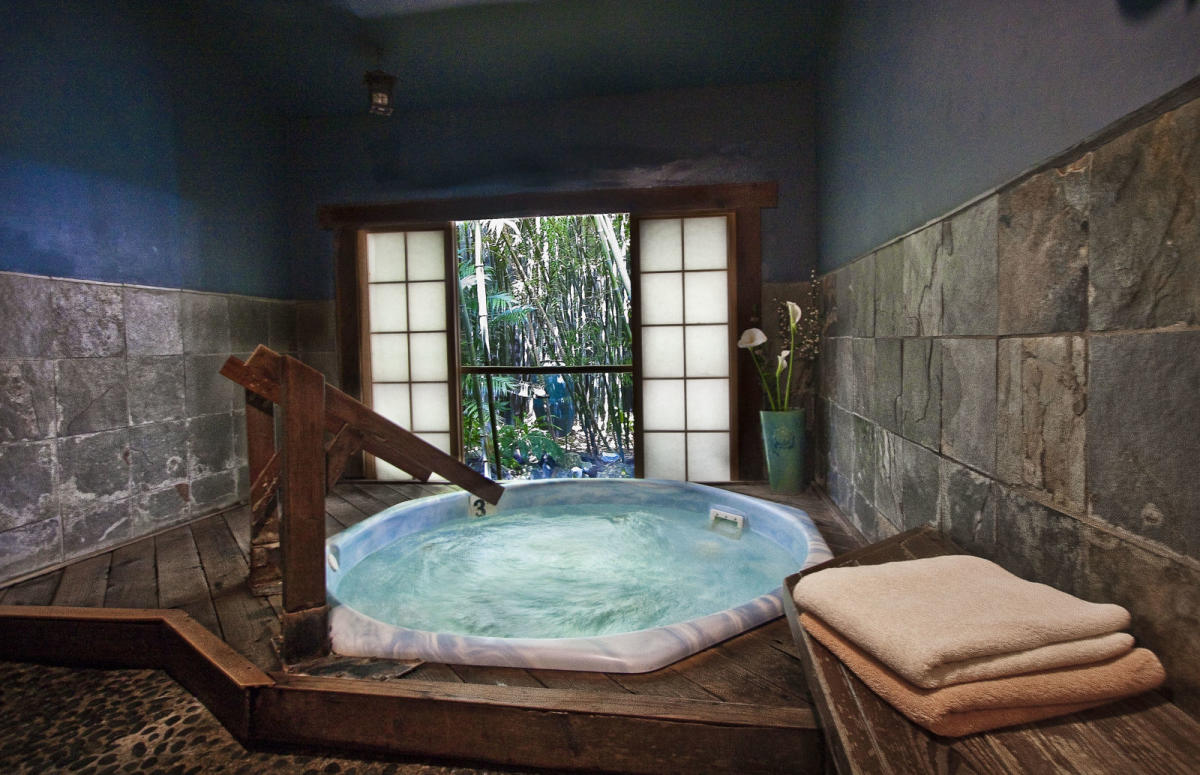 Where to Glamp When It’s Cold Outside