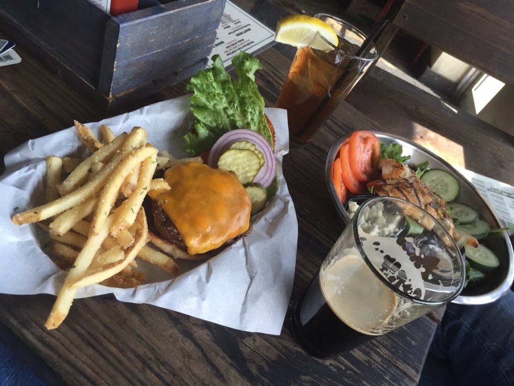 The Tastiest Bar Food in Austin