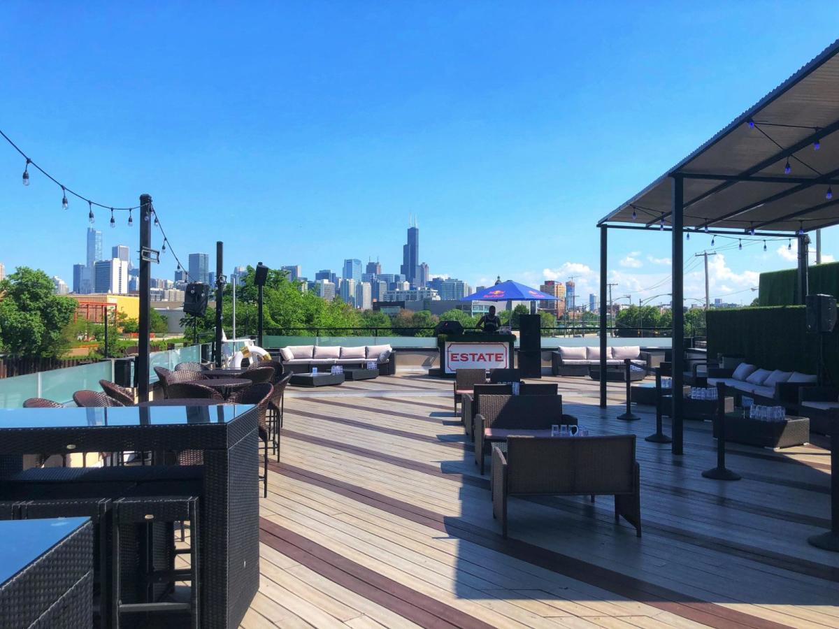 The Best Rooftop Bars In Chicago