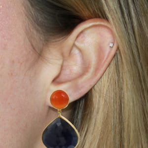 Proserpina Post Earrings – Natural Sapphire And Carnelian