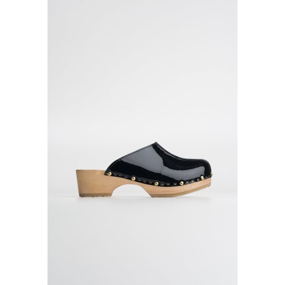 YSSA BLACK VARNISH