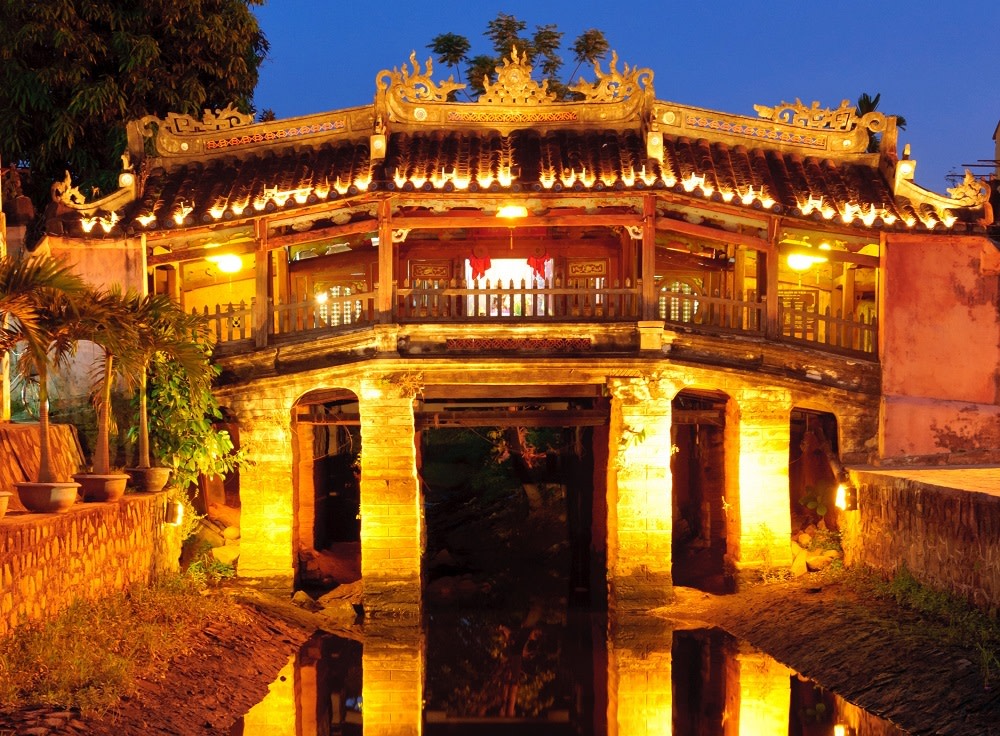 Enchanting Travels - Parik's memorable travel experiences