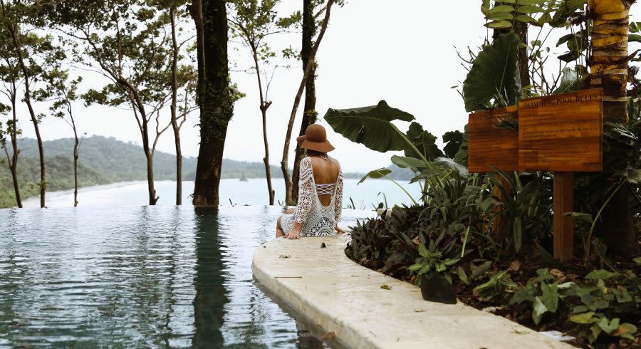 Enchanting-Travels-Costa-Rica-Tours-Manuel-Antonio-Hotels-Arenas-del-Mar-4