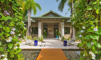Away Spa Entrance