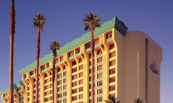 Disney's Paradise Pier Hotel