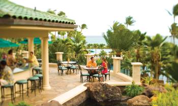 Bar and lounge area